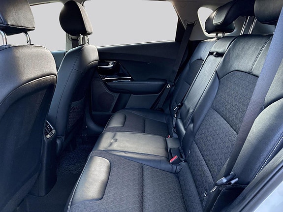 Kia Niro 9 of 16
