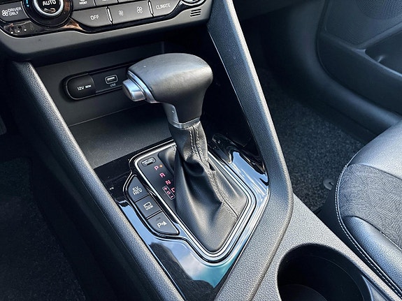 Kia Niro 12 of 16