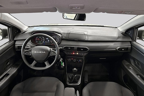 Dacia Sandero 7 of 14