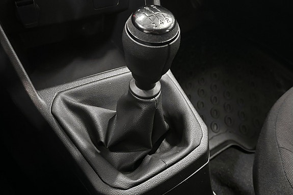 Dacia Sandero 12 of 14