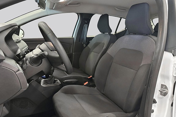 Dacia Sandero 8 of 14