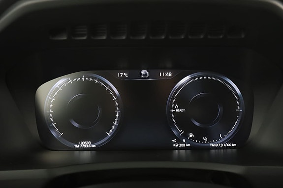 Volvo XC90 20 of 30