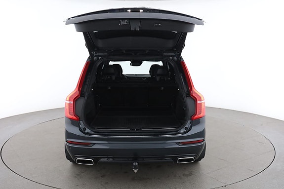 Volvo XC90 17 of 30
