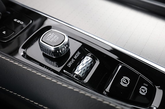 Volvo XC90 29 of 30