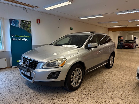 Volvo XC60 15 of 18