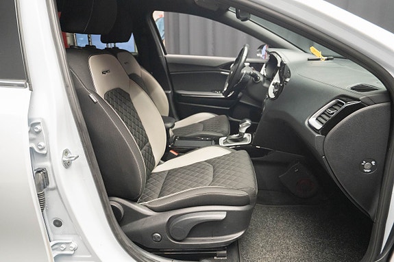 Kia Ceed 17 of 28