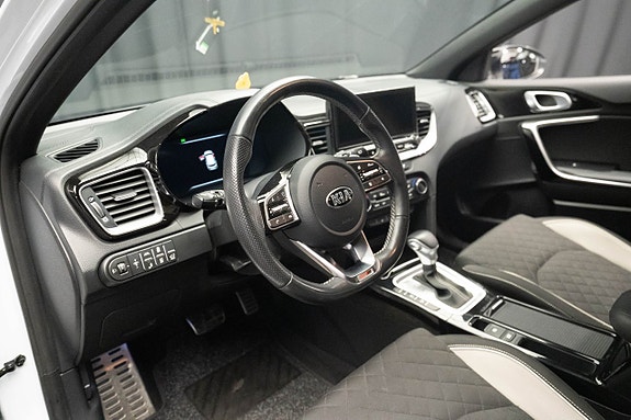 Kia Ceed 14 of 28