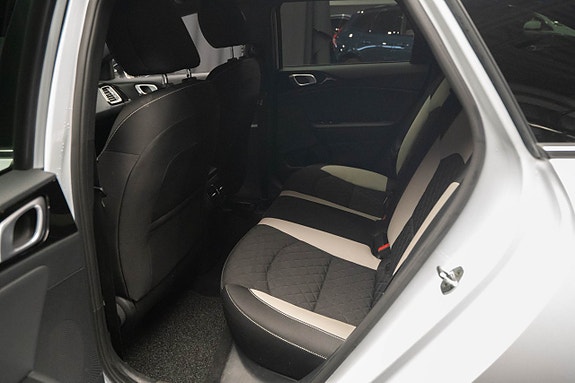Kia Ceed 16 of 28