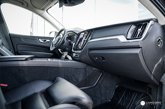 Volvo XC60 13 of 14