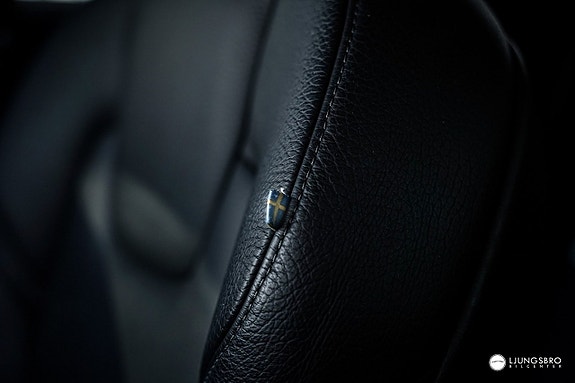 Volvo XC60 11 of 14