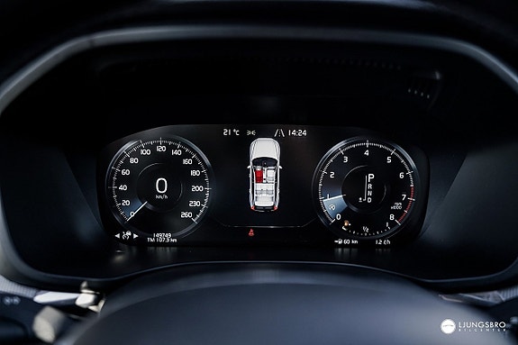 Volvo XC60 9 of 14