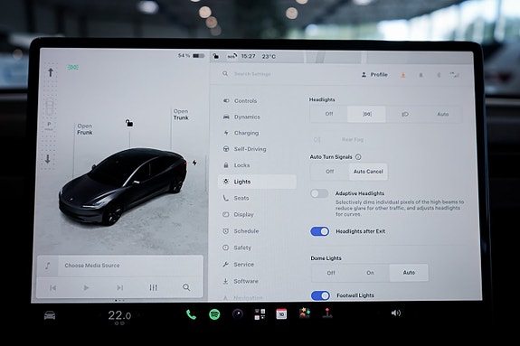 Tesla Model 3 14 of 27