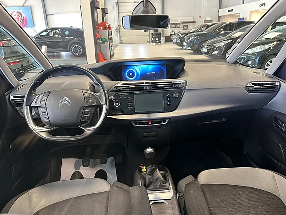 Citroen Grand C4 Picasso 7 of 9