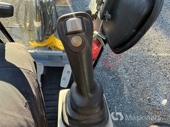 Grävmaskin Wacker Neuson ET18 18 of 27