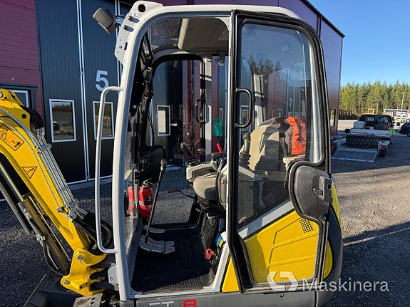 Grävmaskin Wacker Neuson ET18 9 of 27