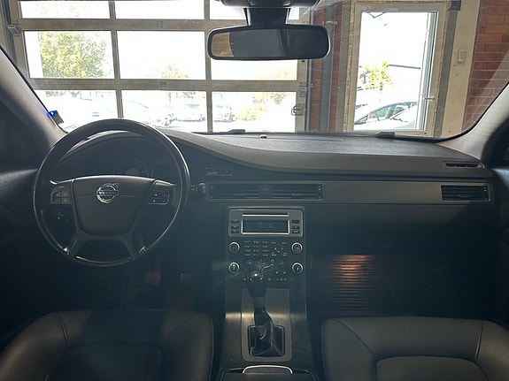 Volvo V70 19 of 22