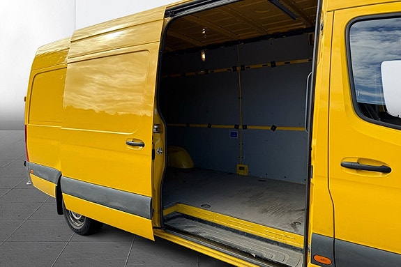 Mercedes-Benz Sprinter 315 11 of 13
