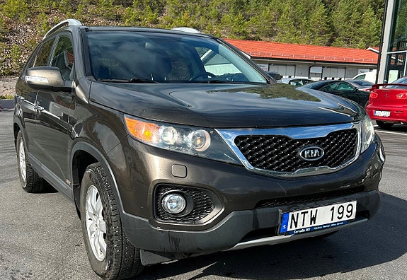 Kia Sorento 2 of 20