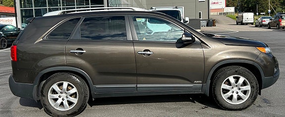 Kia Sorento 3 of 20