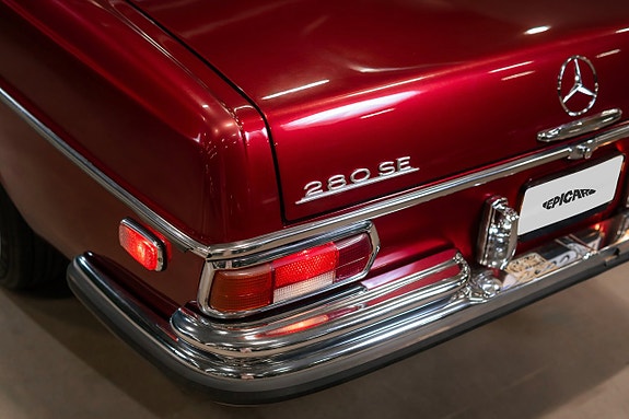 Mercedes-Benz W108/W109 10 of 20