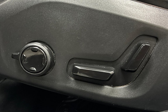 Volvo V60 26 of 28