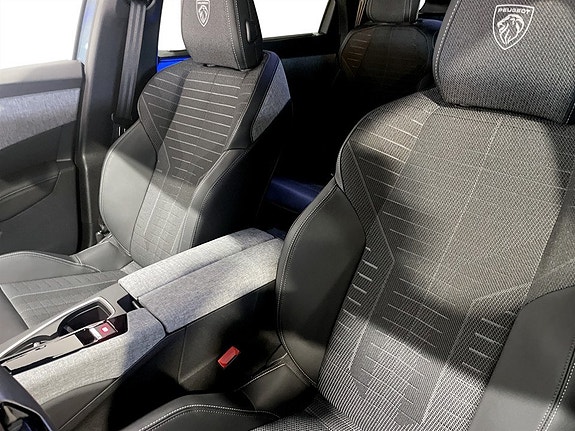 Peugeot 5008 5 of 15