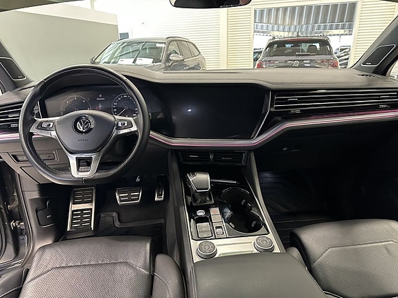 Volkswagen Touareg 7 of 10