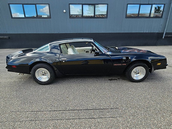 Pontiac Firebird 6 of 16