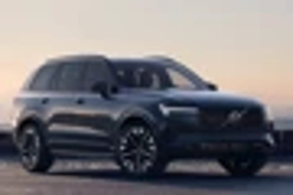 Volvo XC90 3 of 15