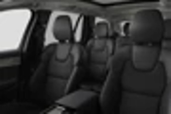Volvo XC90 11 of 15