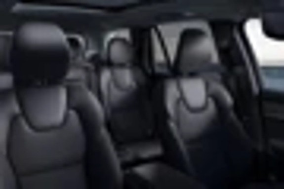 Volvo XC90 5 of 15