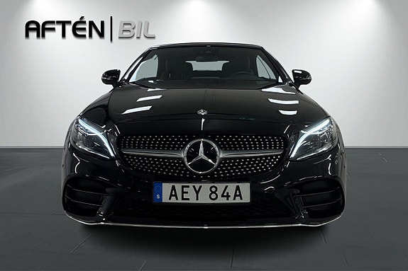 Mercedes-Benz C300 3 of 27