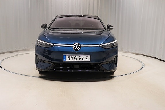 Volkswagen ID.7 2 of 13