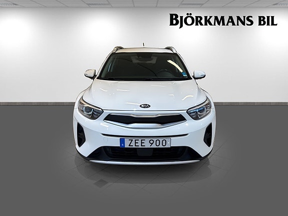 Kia Stonic 2 of 15
