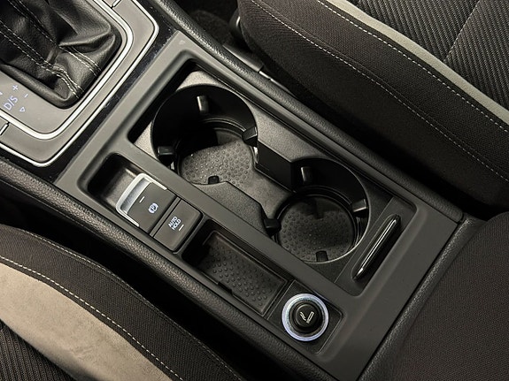 Volkswagen Golf I 21 of 30