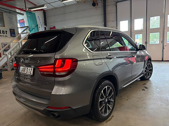 BMW X5 3 of 14