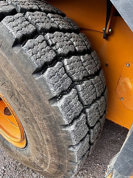 CASE 721 F XT 17 of 24