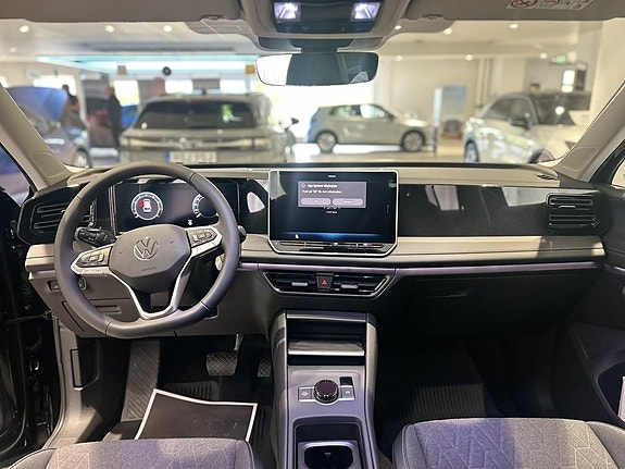 Volkswagen Tiguan 12 of 20