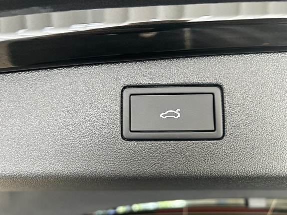Volkswagen Tiguan 9 of 20