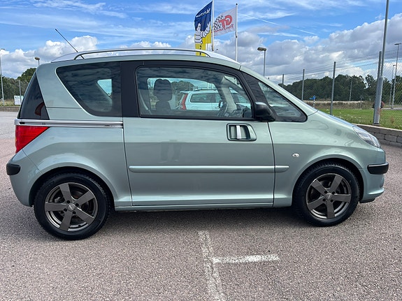 Peugeot 1007 3 of 8