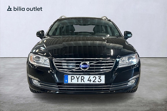 Volvo V70 3 of 28