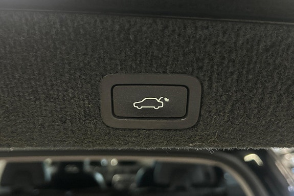 Volvo V70 25 of 28