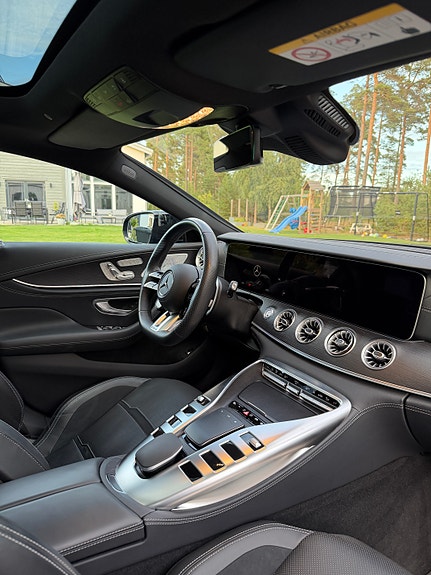 Mercedes-Benz AMG GT 43 10 of 13