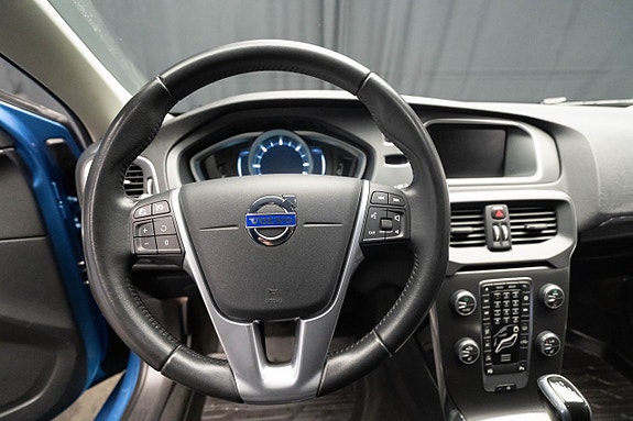 Volvo V40 16 of 27
