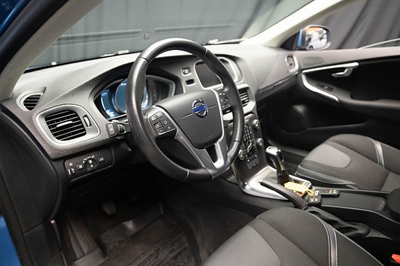 Volvo V40 12 of 27