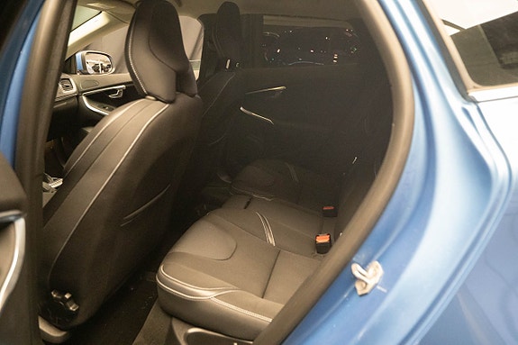 Volvo V40 22 of 27