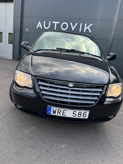 Chrysler Grand Voyager 2 of 7