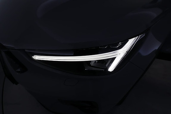 Volvo XC40 10 of 26