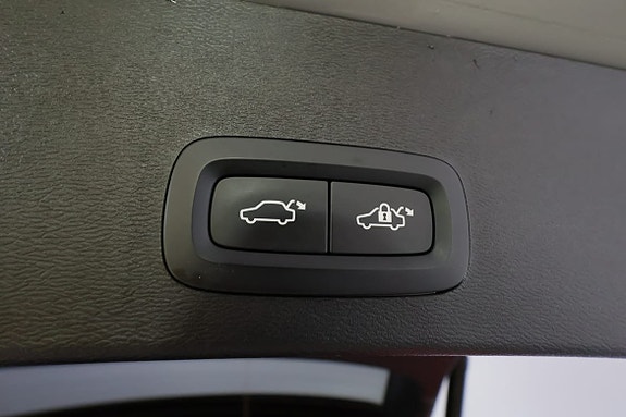 Volvo XC40 25 of 26