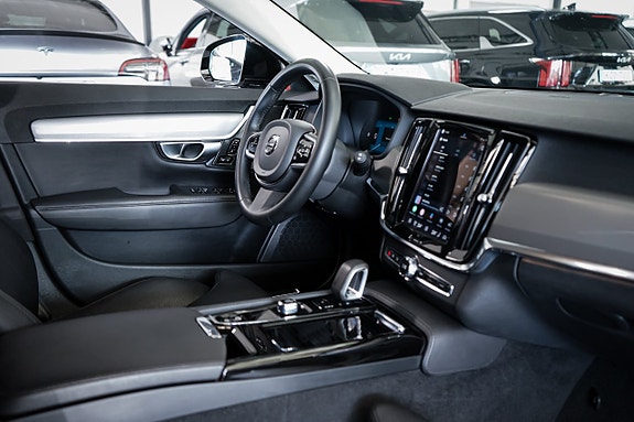 Volvo V90 24 of 29